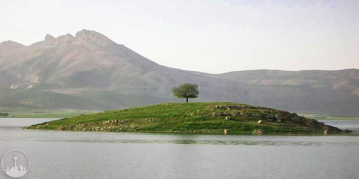  Arjan Lake and Wetland,iran tourism