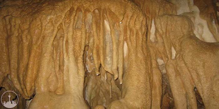  Kahak Cave,iran tourism
