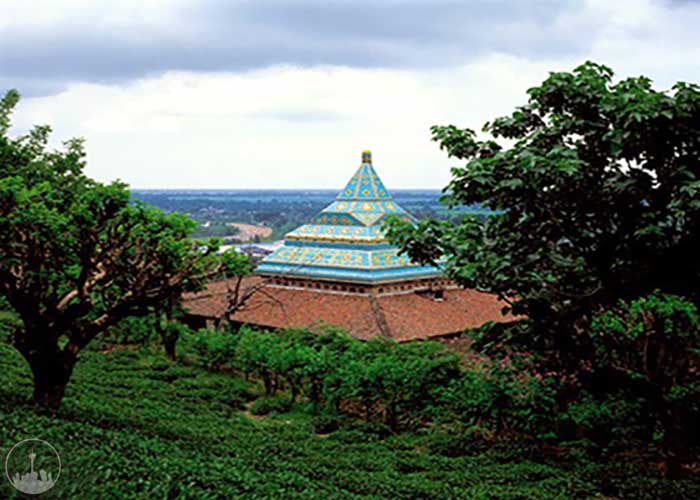  Sheikh Zahed Gilani Tomb,iran tourism
